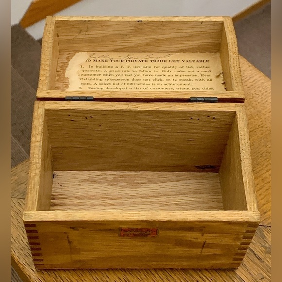 Antique Weis Monroe Michigan Fingerjointed Hinge Lidded Wooden Box - Picture 6 of 16